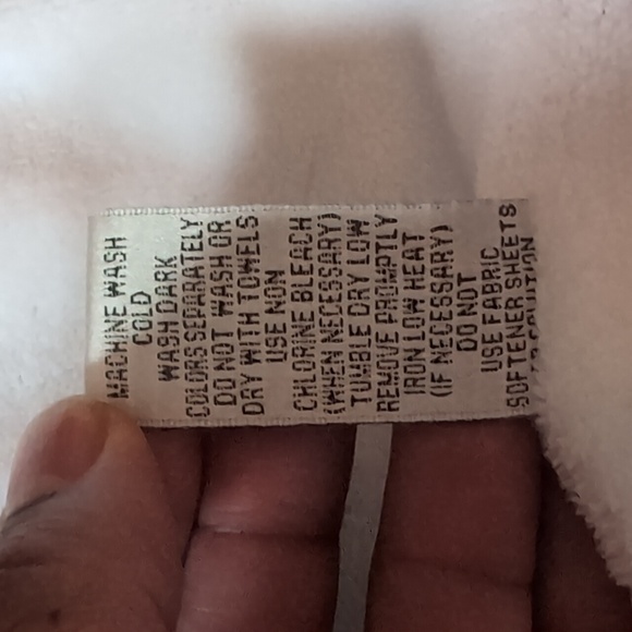 NWOT Unisex White Trump Hotels Bath Robe Textured Pattern Ultra Soft Lining - Picture 14 of 14